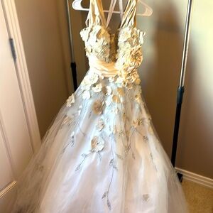 Tony bowls evening gown size 6